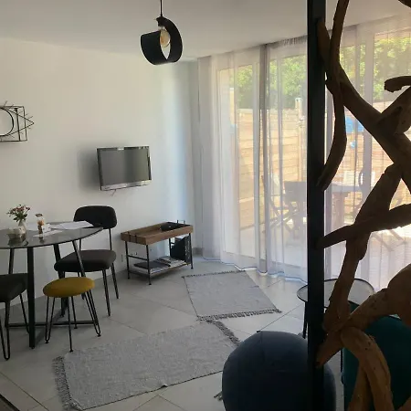 Le Chant Des Pierres - Entre Terre Et 度假居